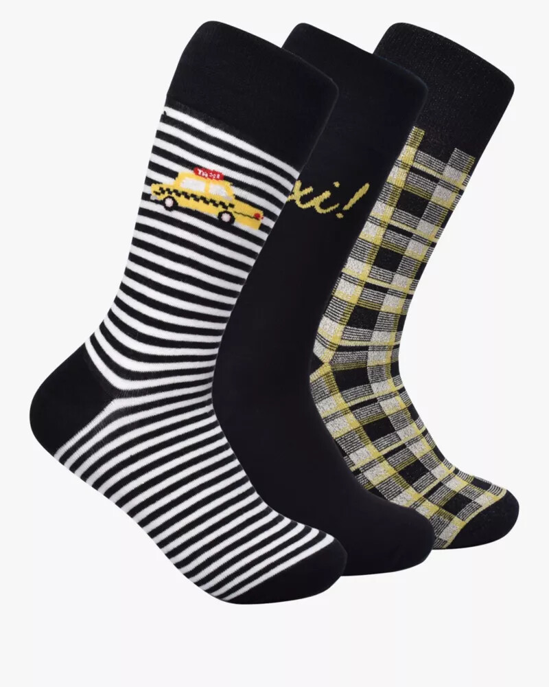 conjunto de 3 pares de meias taxi pretas em caixa.
