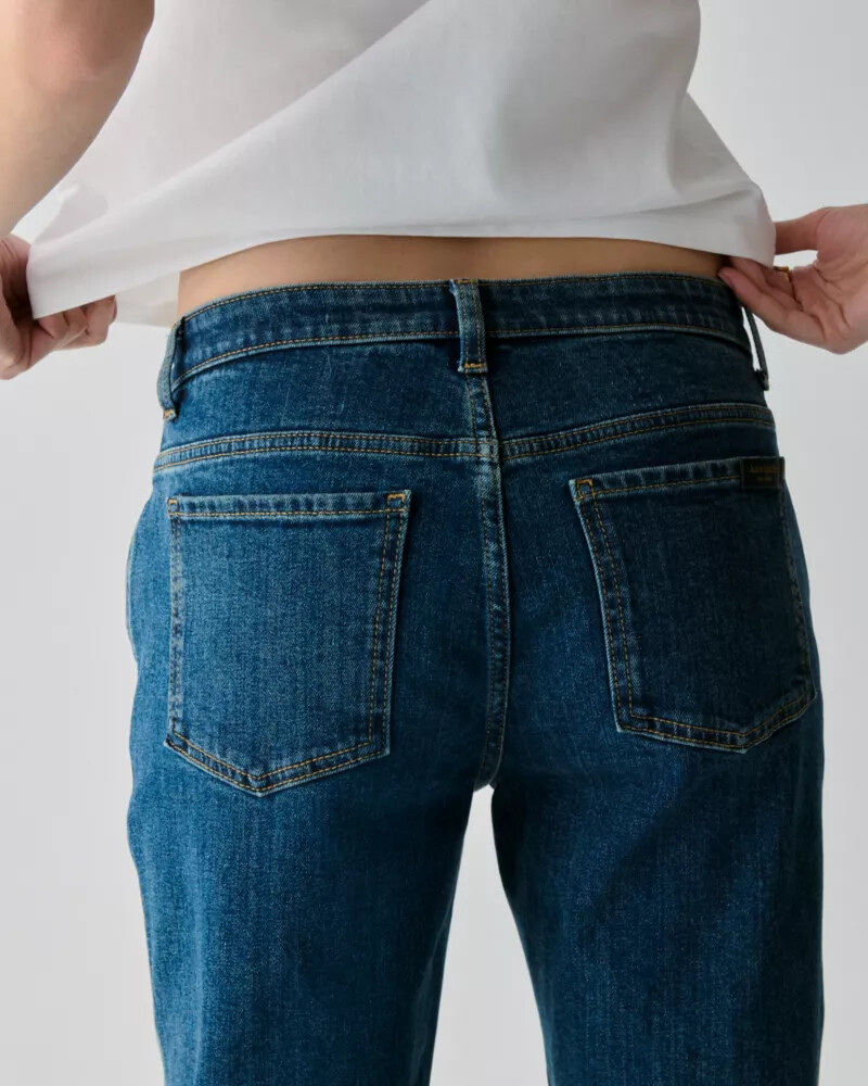 calça jeans reta lavagem hudson