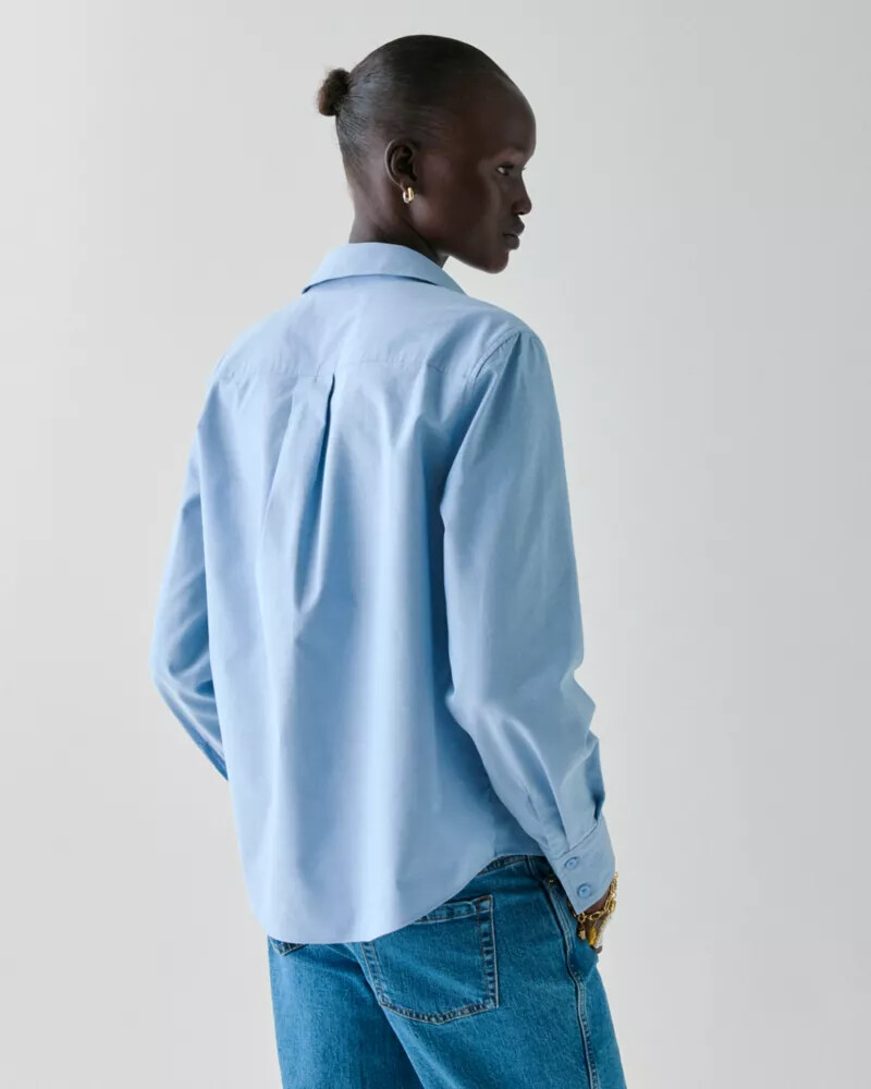 camisa oxford com detalhe ondulado azul
