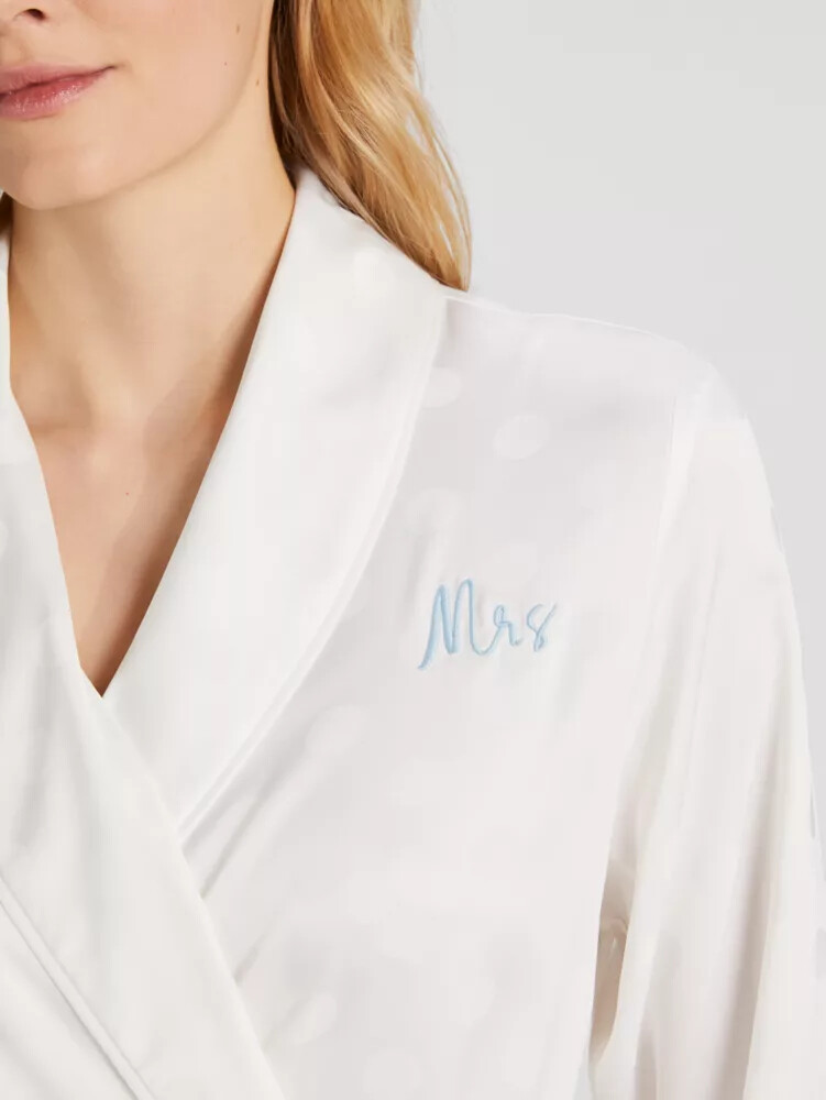 sra. robe wtrwhite