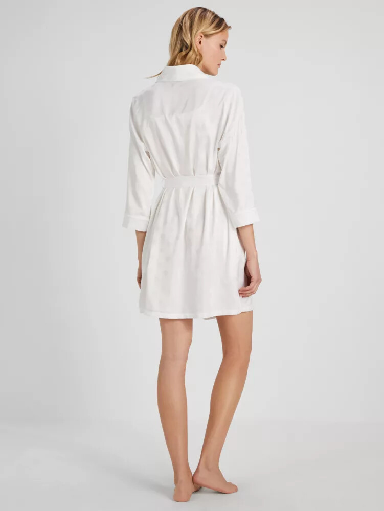 sra. robe wtrwhite