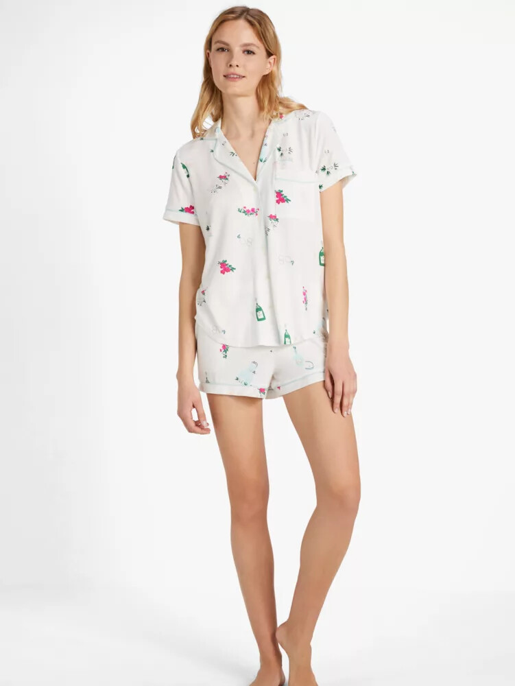 conjunto de pijama curto para noiva com estampa de celebração