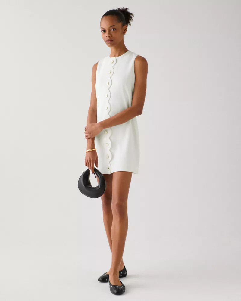 creme para vestido evasê com estampa de vieira