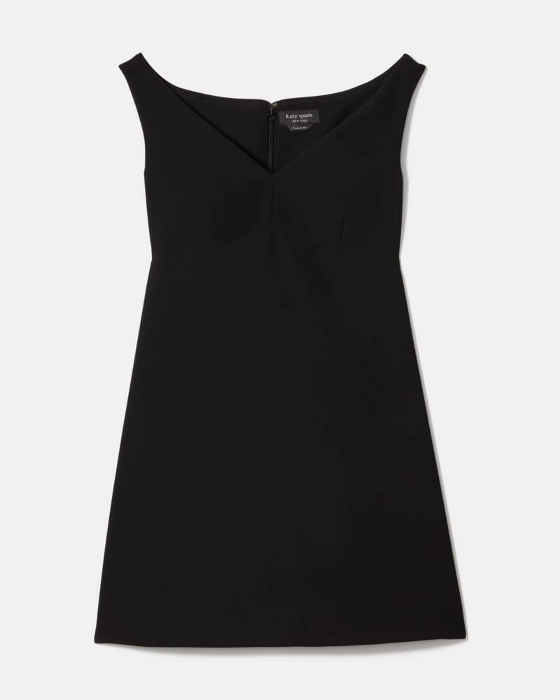 vestido curto preto com decote em v