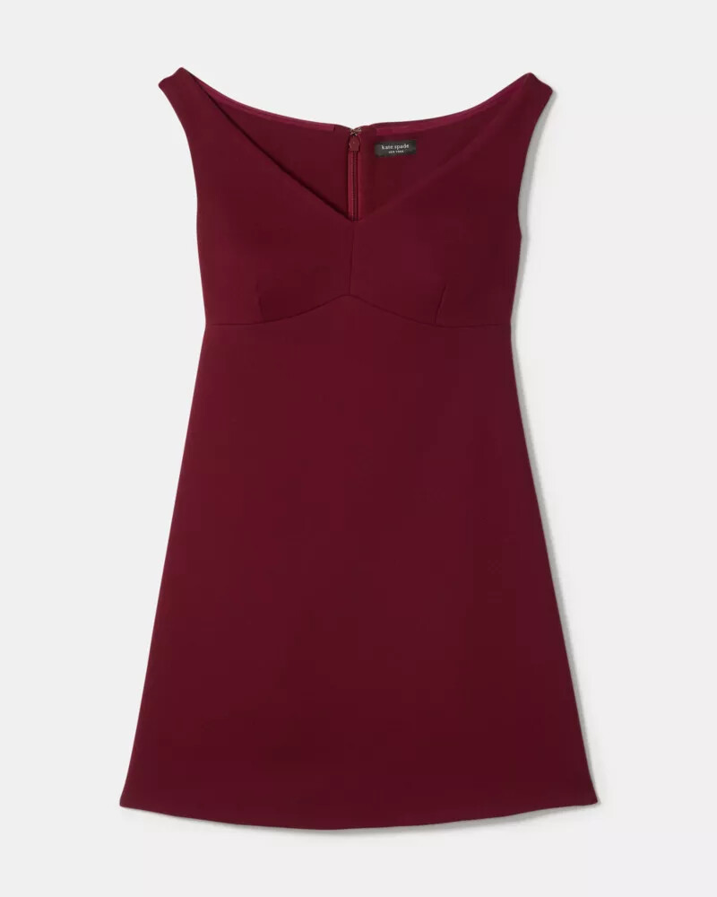 vestido curto com decote em v na cor romã assada
