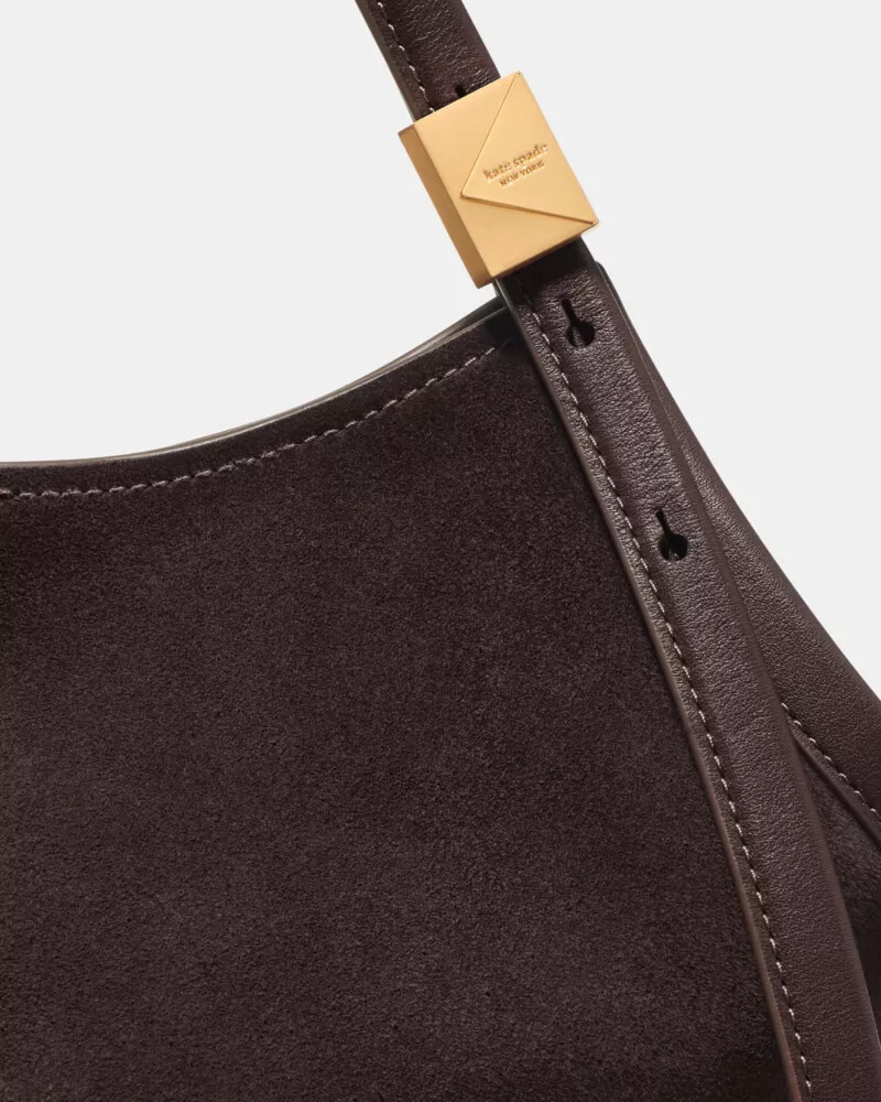 bolsa pequena de camurça deco estilo tulipa cor chocolate quente.