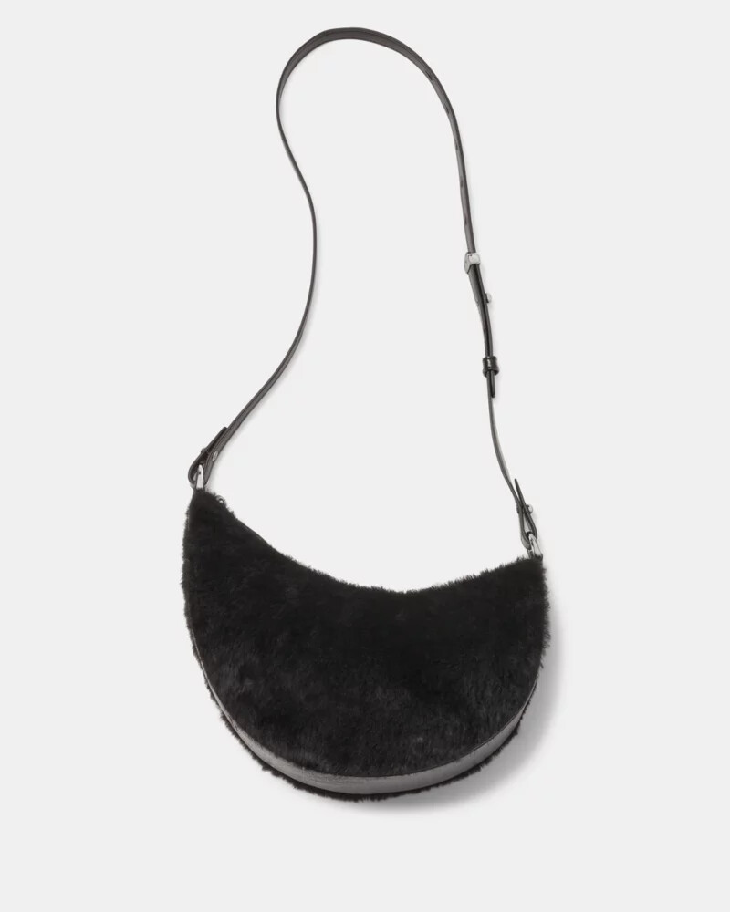 bolsa transversal duo shearling bear preta multicolorida