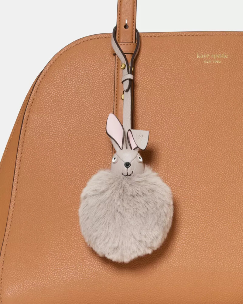 pingente de bolsa em forma de coelho 3d de pele sintética cinza aconchegante.
