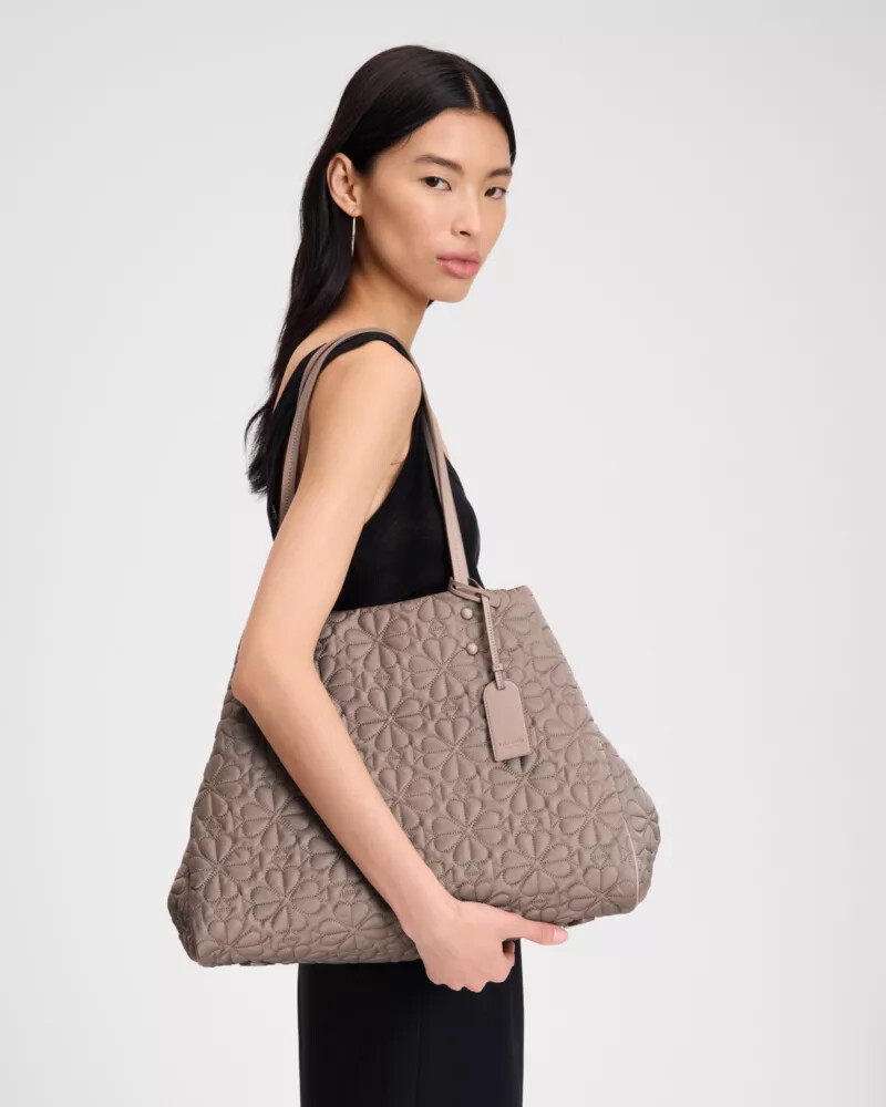 bolsa tote grande acolchoada tilly com estampa urbana