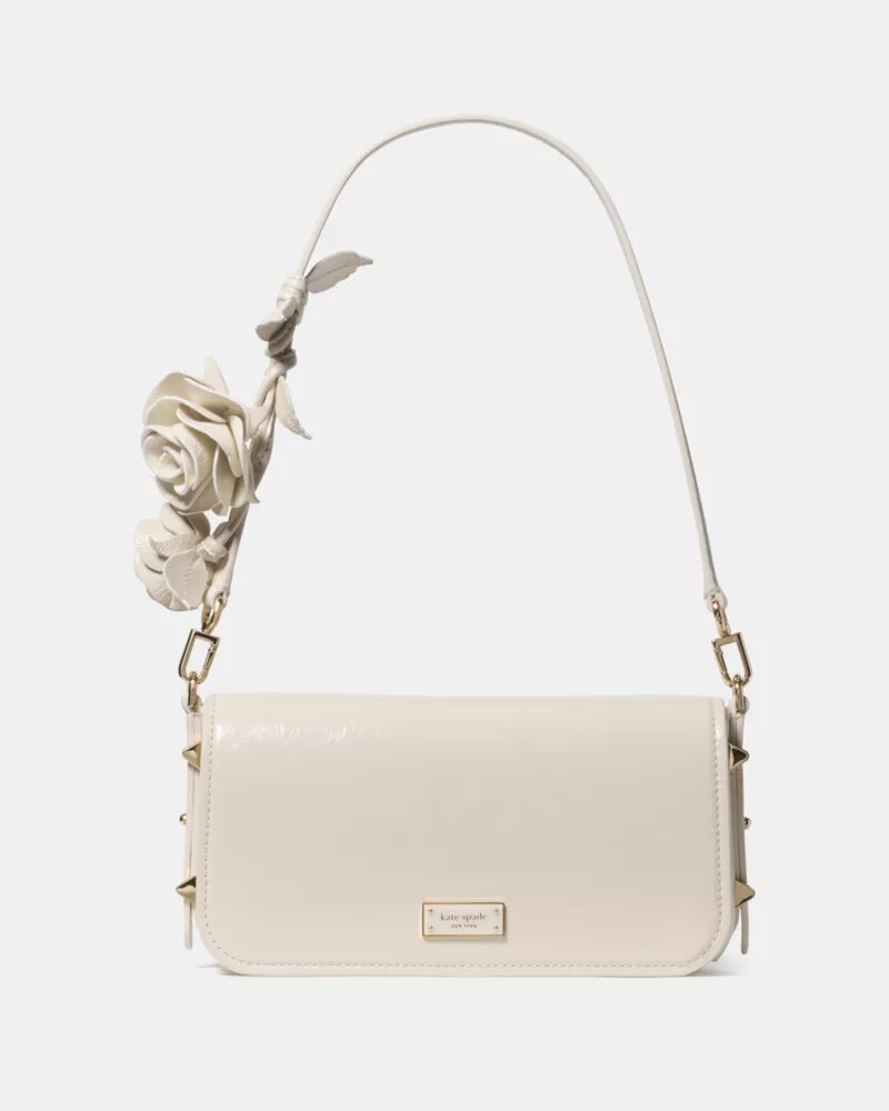 bolsa de ombro liv crinkle patent cor leite de caju.