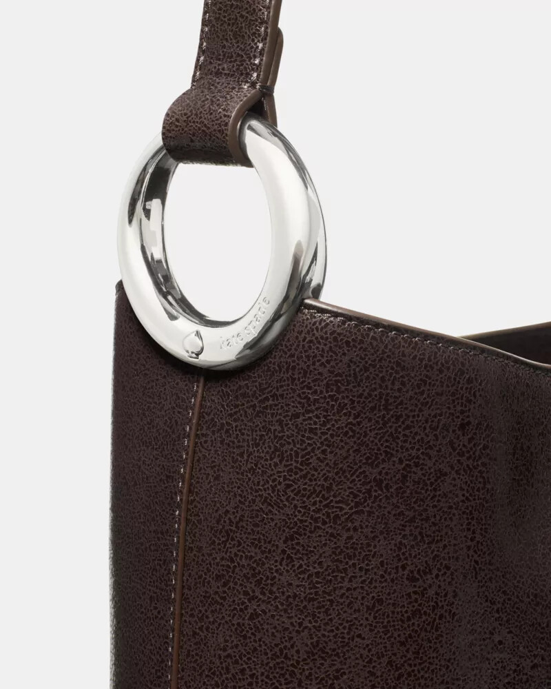 bolsa de couro vidrado halo com cobertura de chocolate quente
