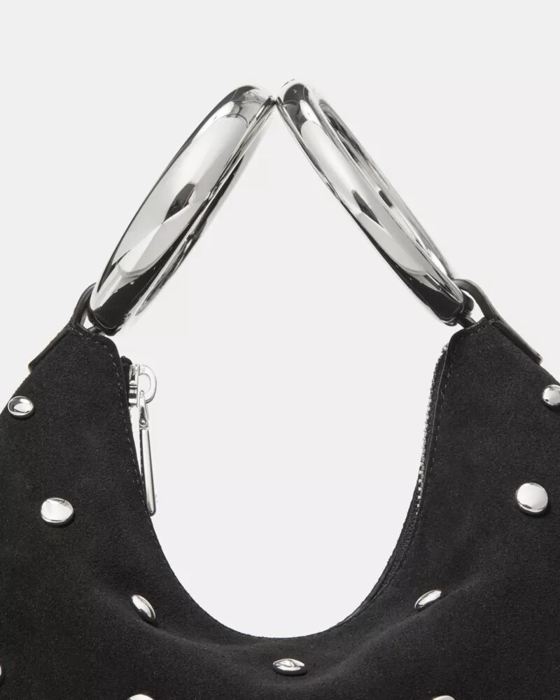 bolsa bracelete com tachas preta