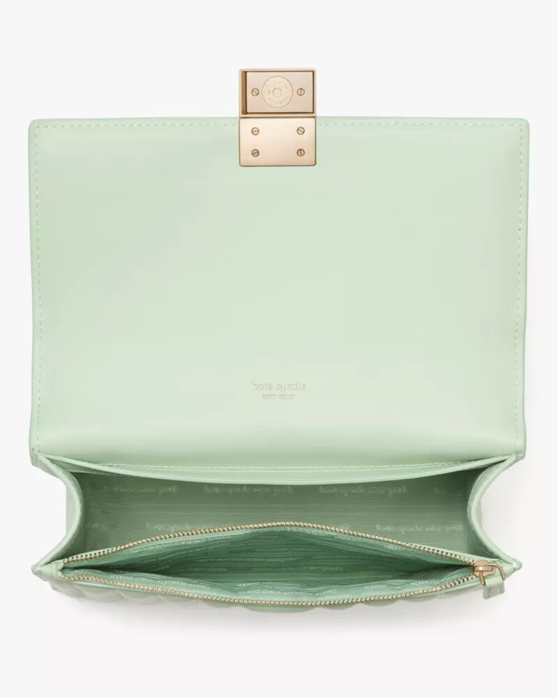 bolsa de ombro deco acolchoada com corrente cor pistache gelo.