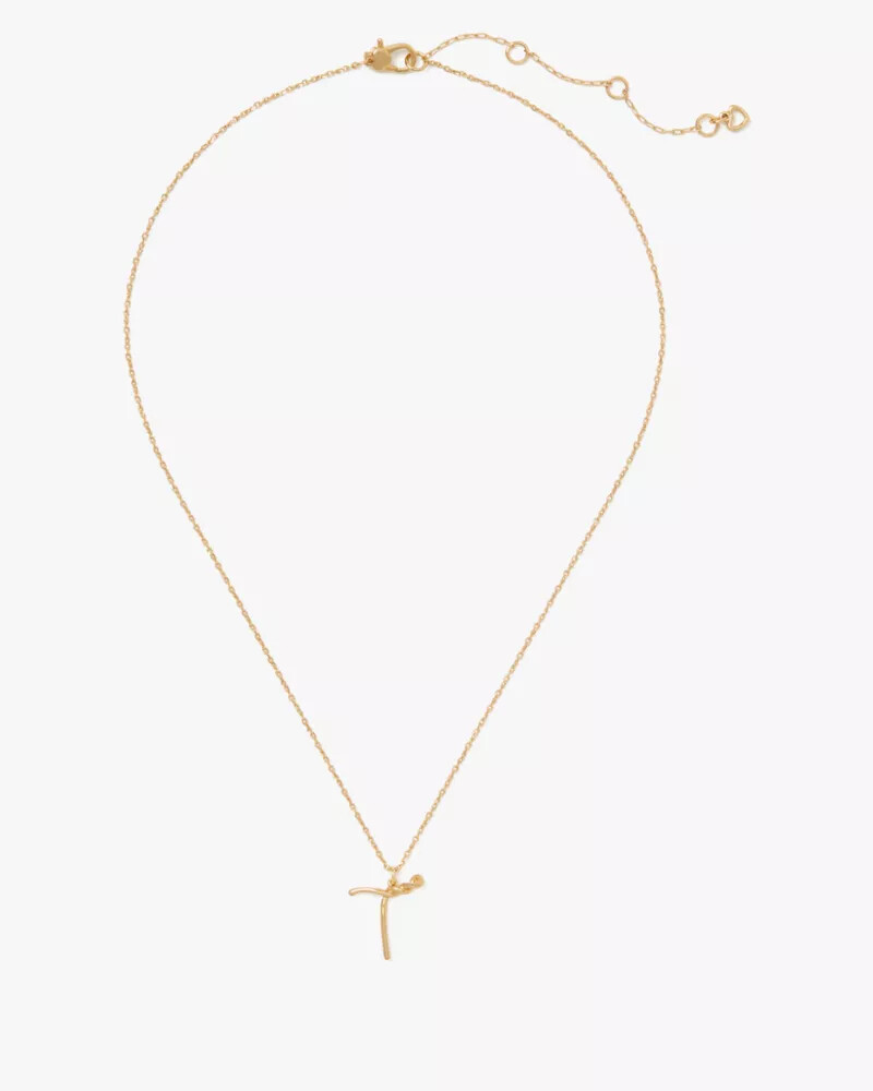 pingente com a inicial t em dourado