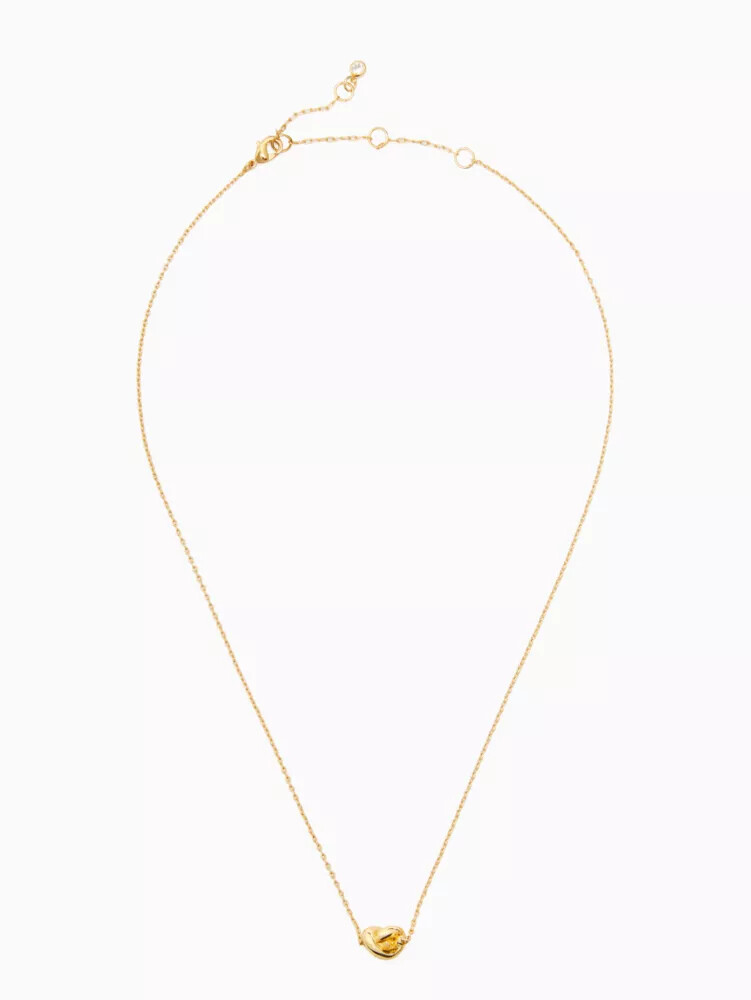 colar com pingente mini de nó de marinheiro dourado