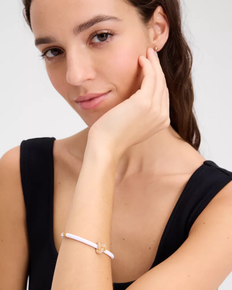 pulseira articulada com nó duplo e pavé multicolorida