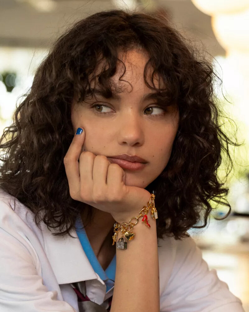 pulseira com pingente one in a million em ouro