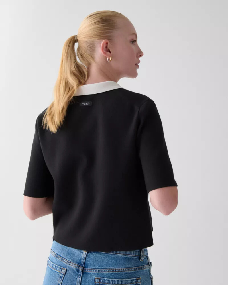 suéter polo cropped preto