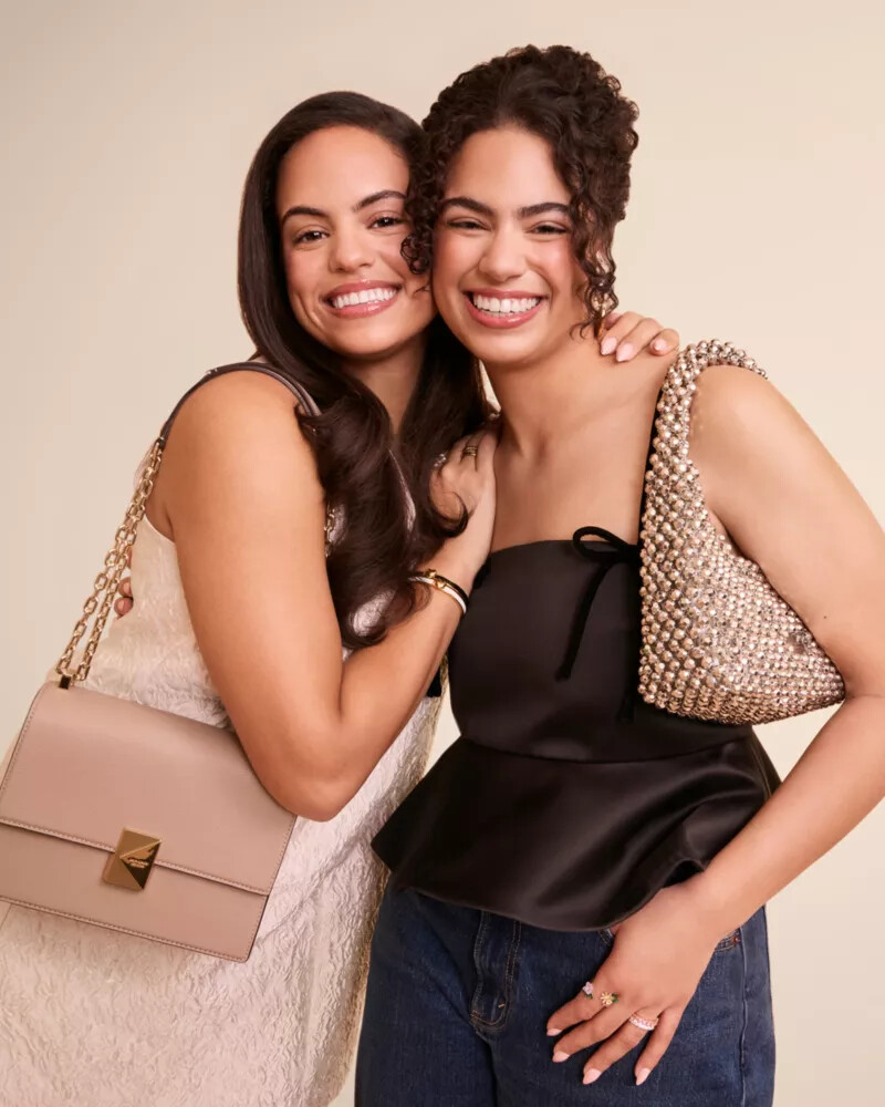 bolsa de ombro deco chain na cor taupe atemporal