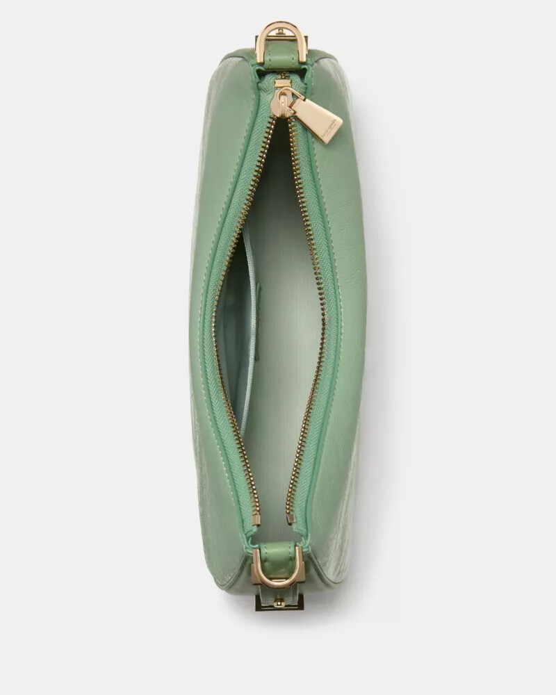 bolsa de ombro conversível liv crinkle patent na cor verde sálvia.