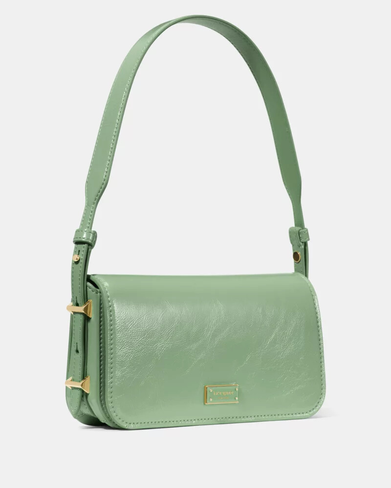 bolsa de ombro liv em verniz texturizado cor verde sálvia.