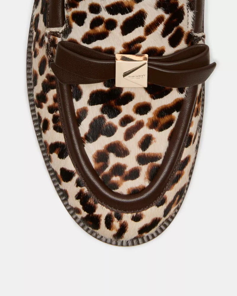 mocassim com laço decorativo leite de caju multicolorido